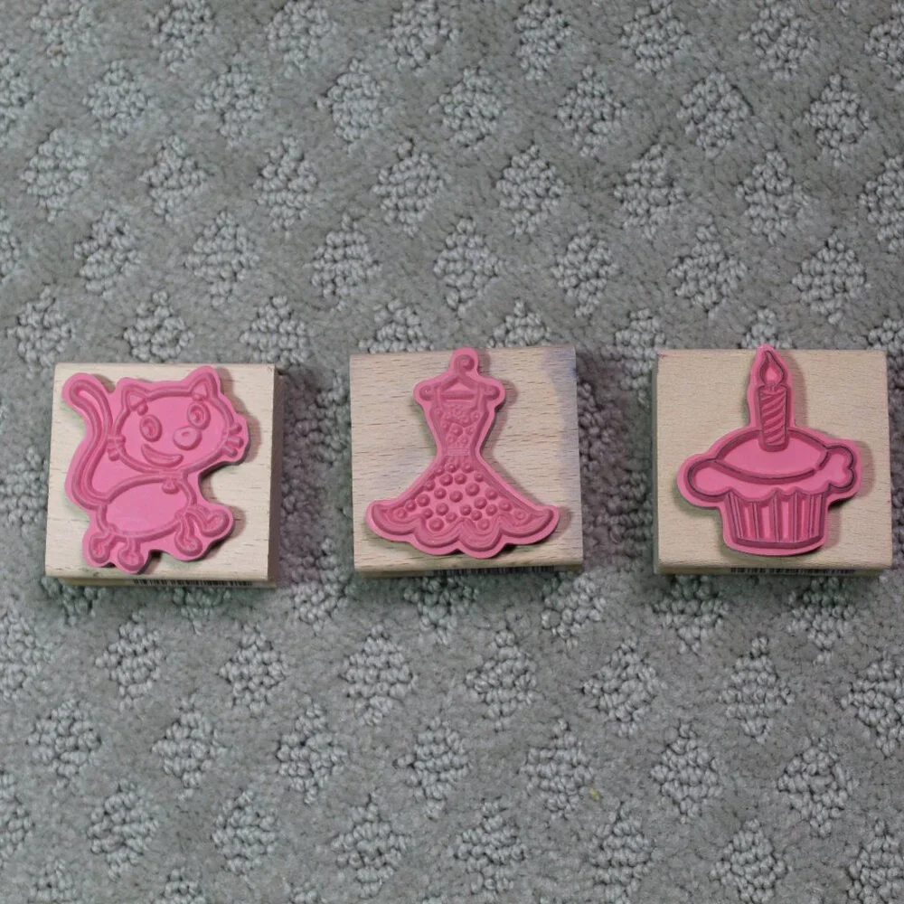 Lot of 3 Sarah Beise Good Preowned Cat, Cupcake, Dress Wood Mounted Stamps